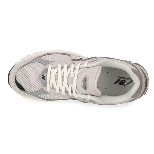 Sneakers New Balance 2002R Gris Confort et Style 4/5