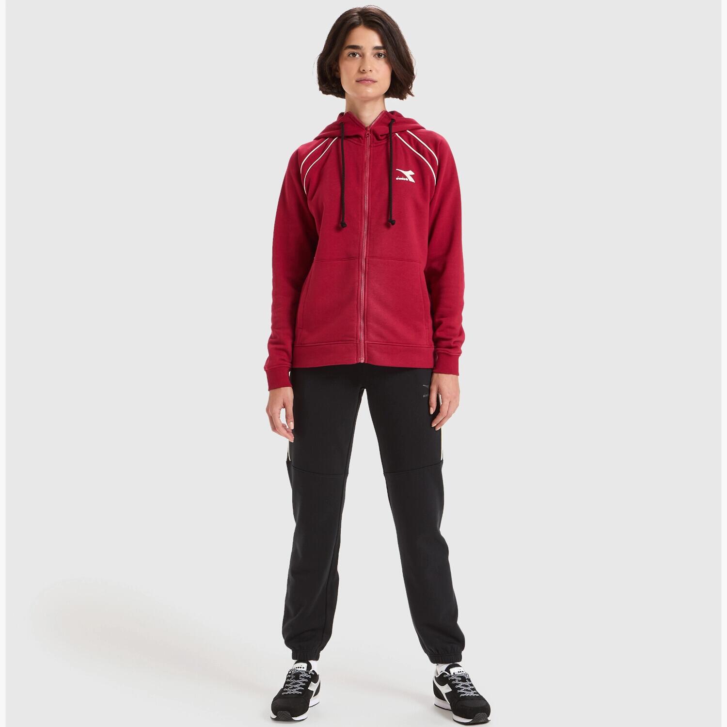 DIADORA picture