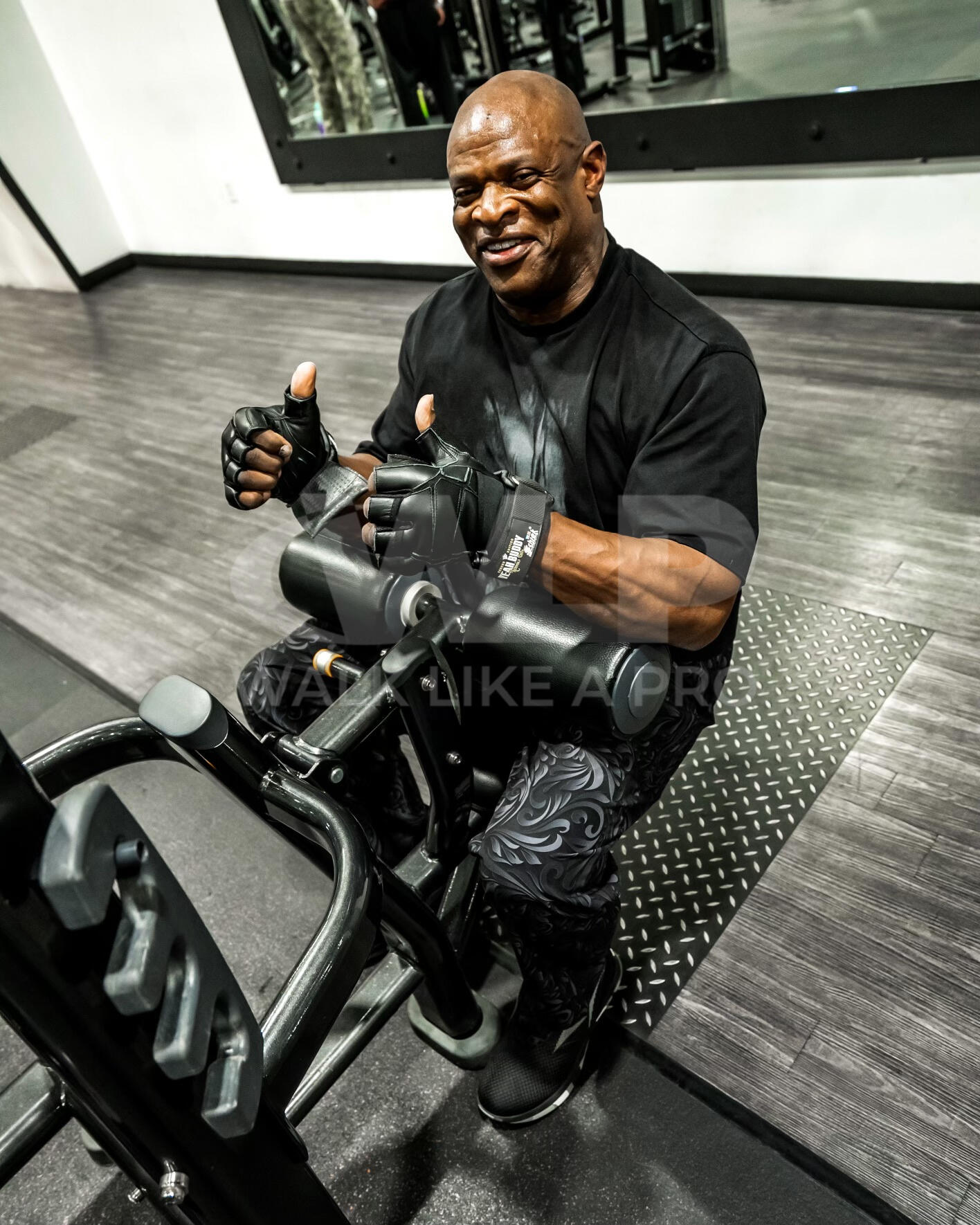 Ronnie Coleman Signature Series Ultimate Griff Modell RC1907 6/8