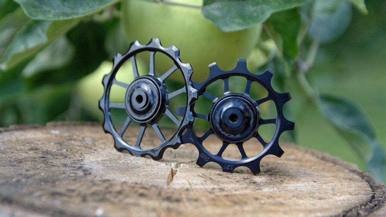 Kółeczka przerzutki TOKEN TK1724 TBT ceramika SHIMANO, SRAM, 11s, 12s  Szosa 3/6