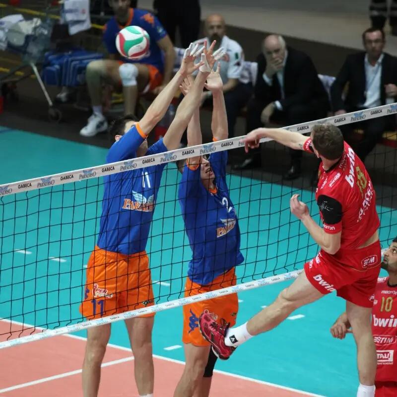 Röplabdaháló, verseny, Mondial Extra olasz, 33130001, antennatokkal 2/2