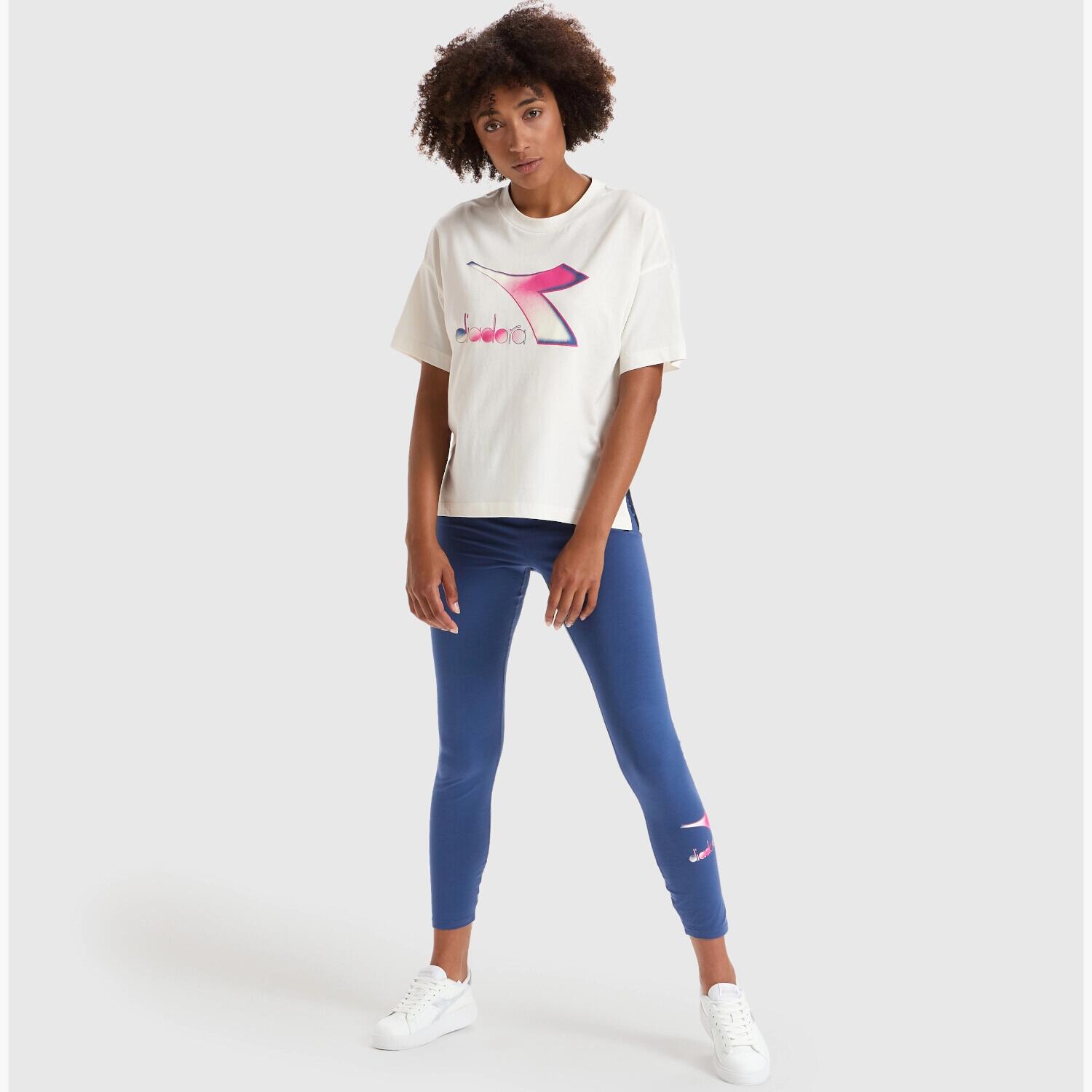 DIADORA picture