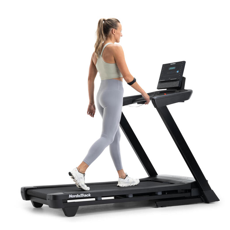 Tapis de course T Series 8 / Pliable / Pente +12% / Vitesse 20 km/h