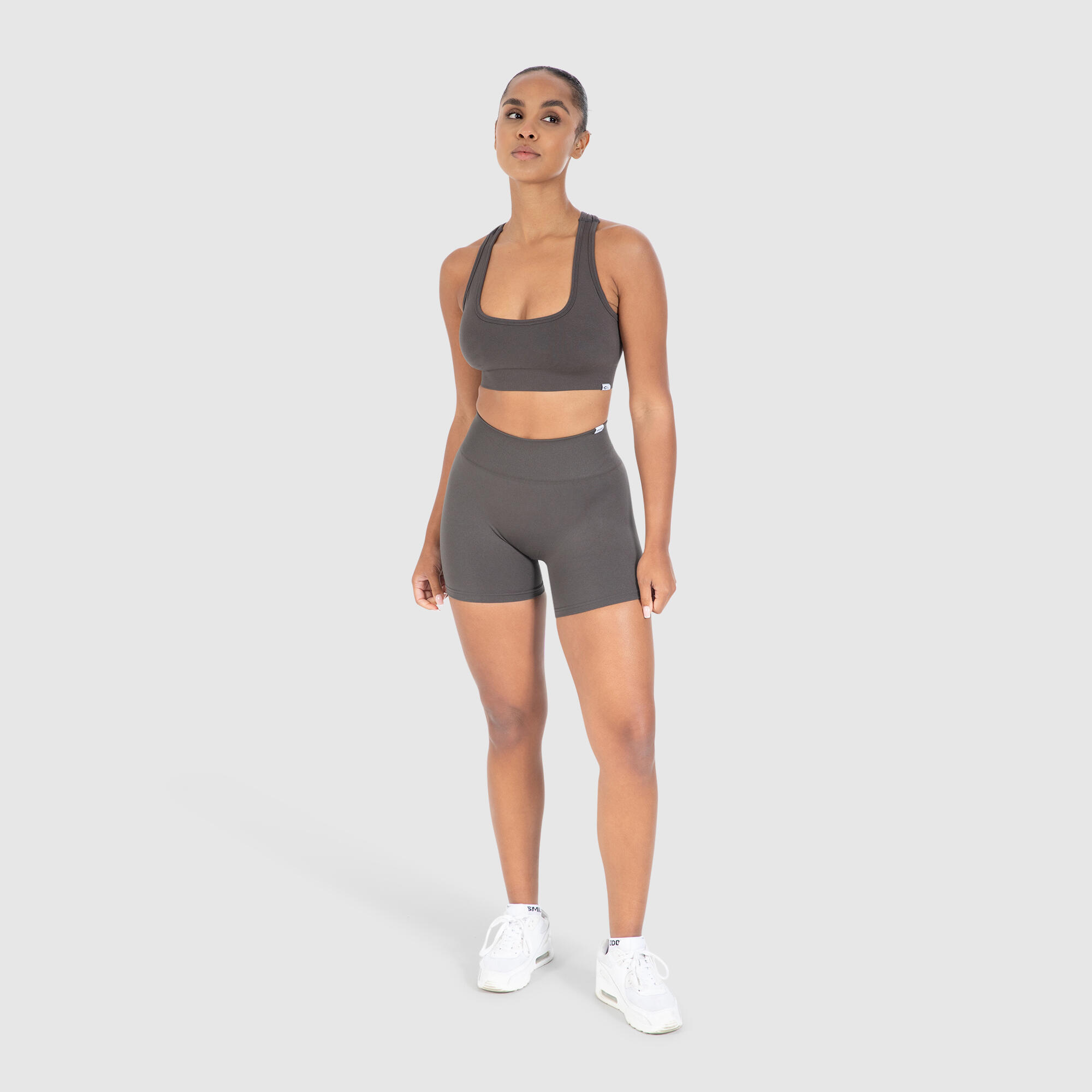 Damen Shorts Amaze Ultra Dunkelgrau 3/6