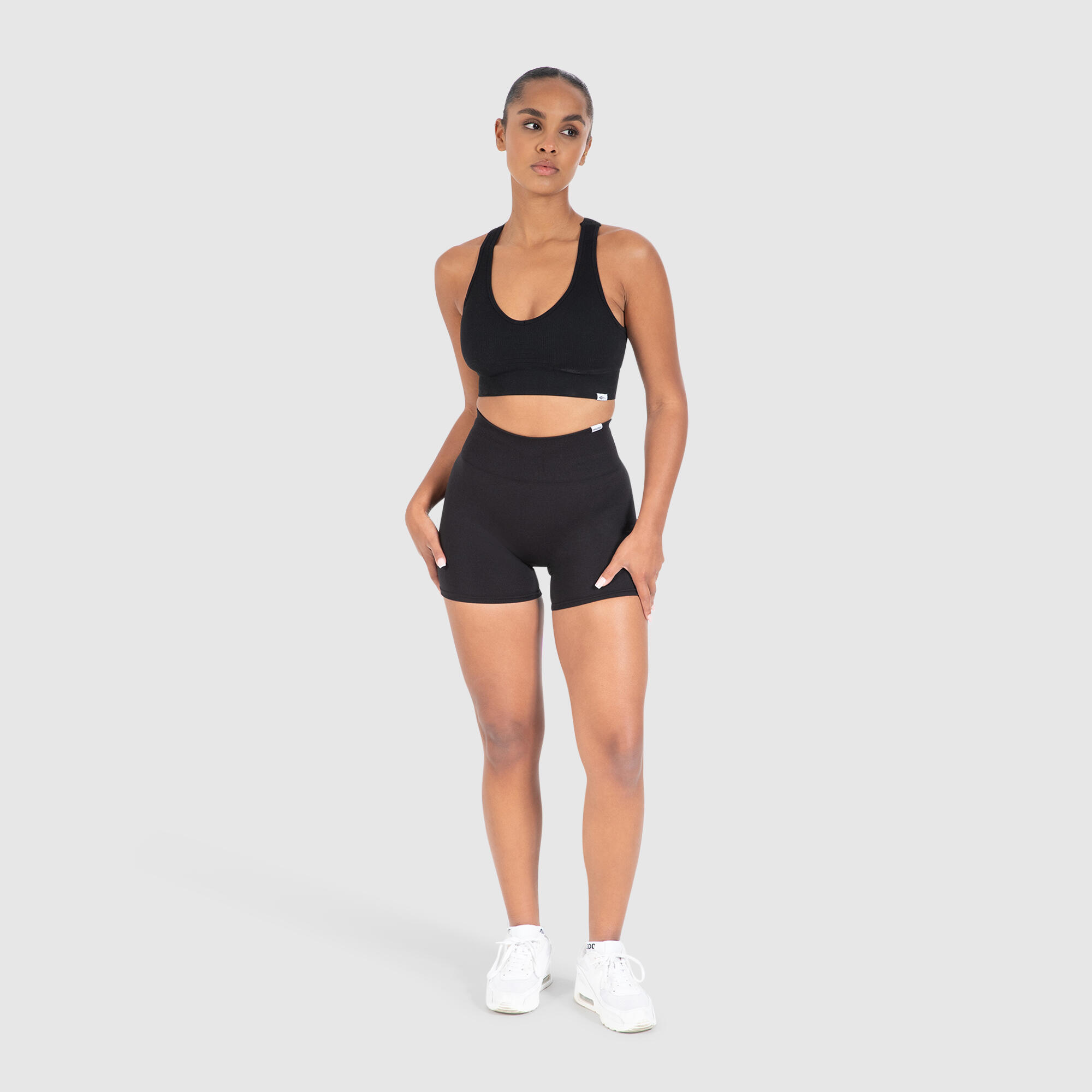 Damen Shorts Amaze Ultra Schwarz 3/6