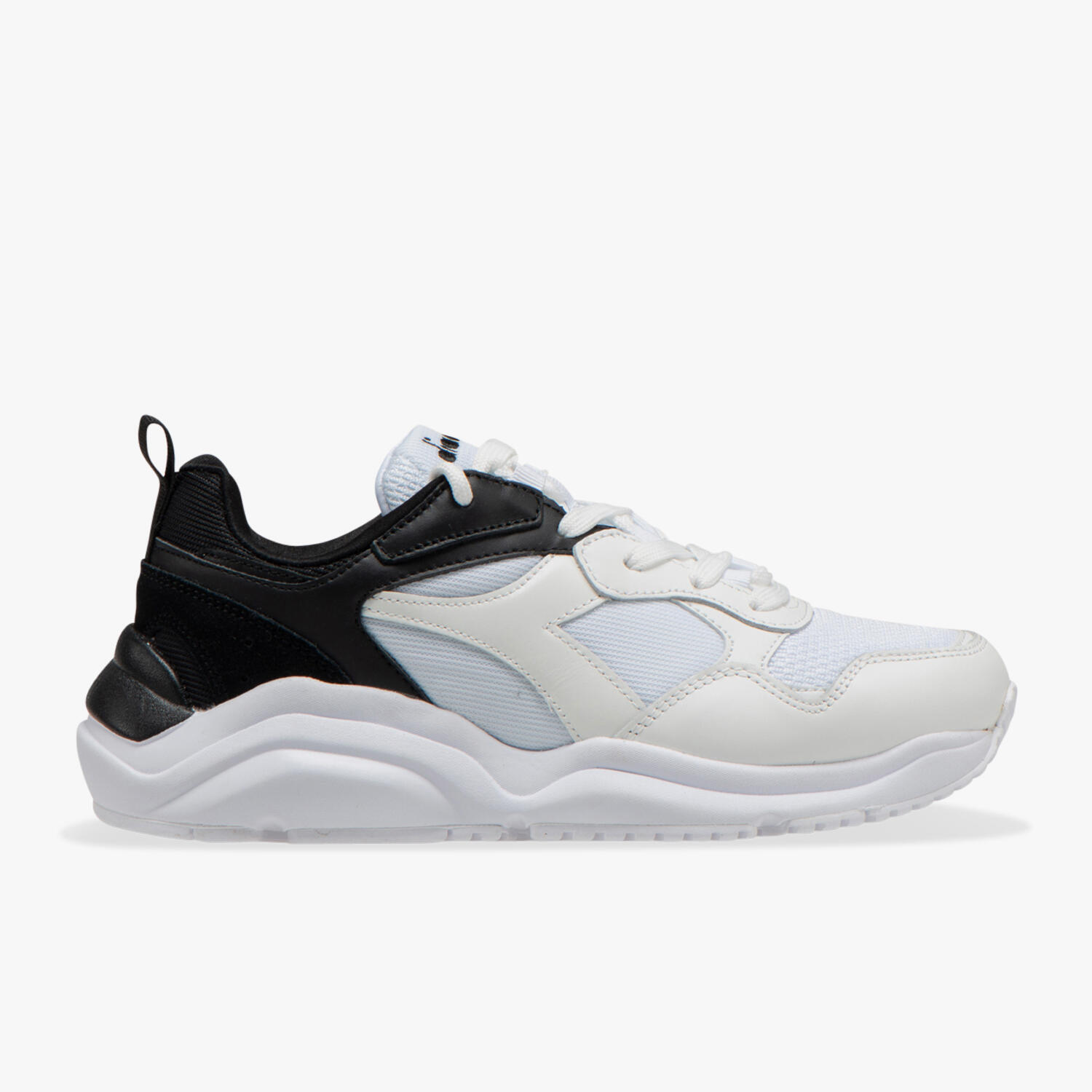 DIADORA picture