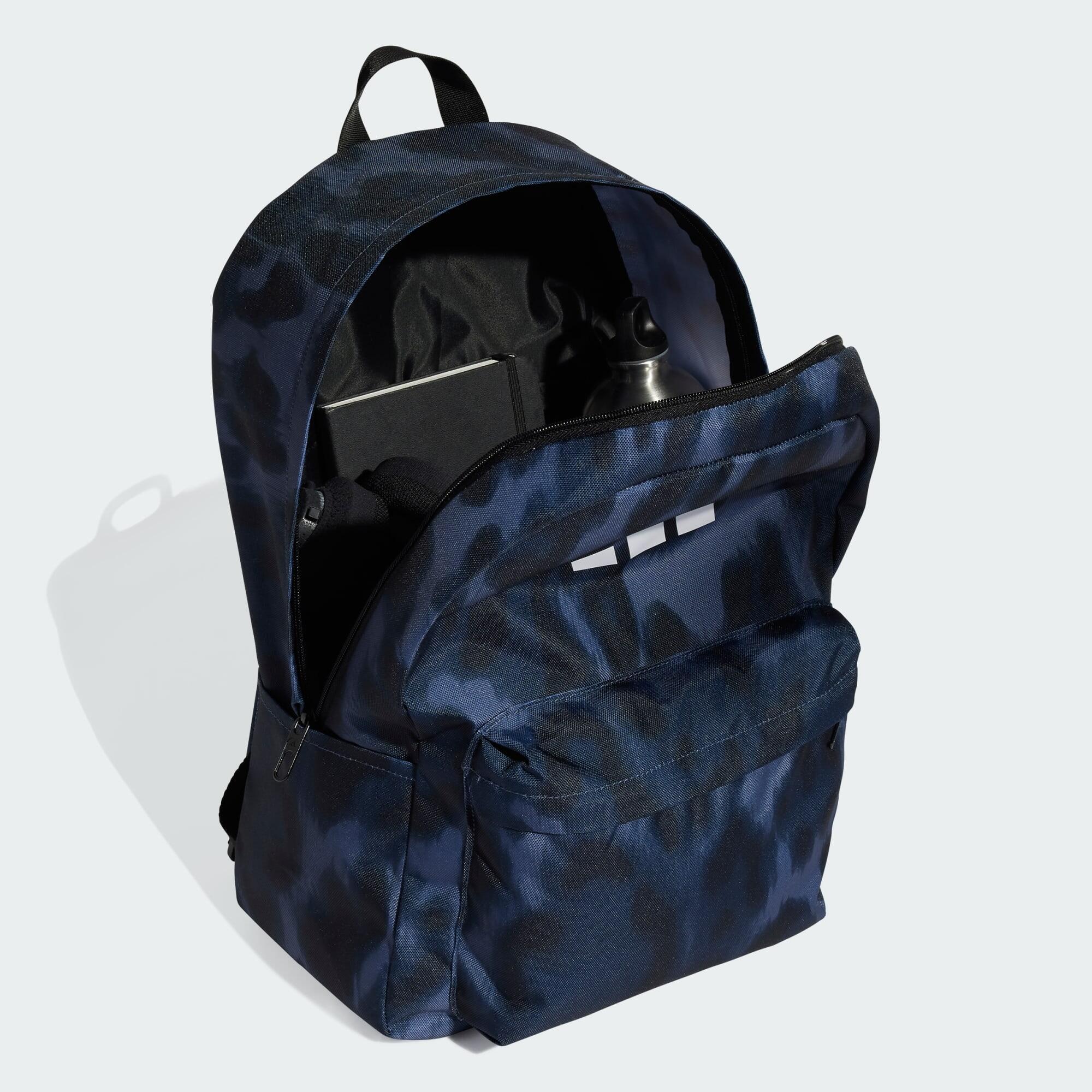 Animal-Print Classic Backpack 4/7