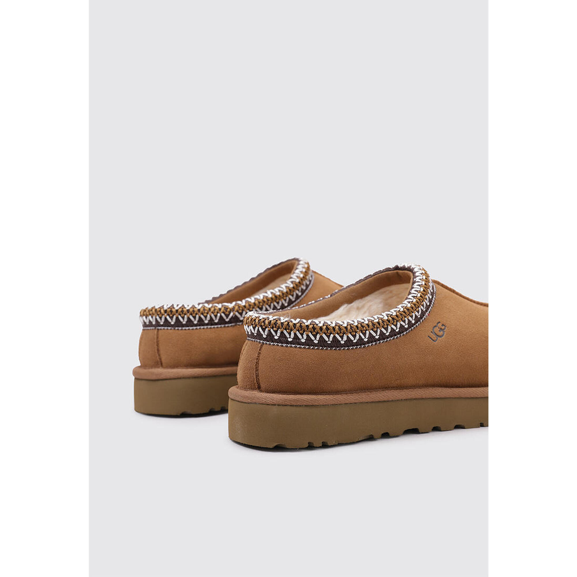 Tasman Slipper Chestnut