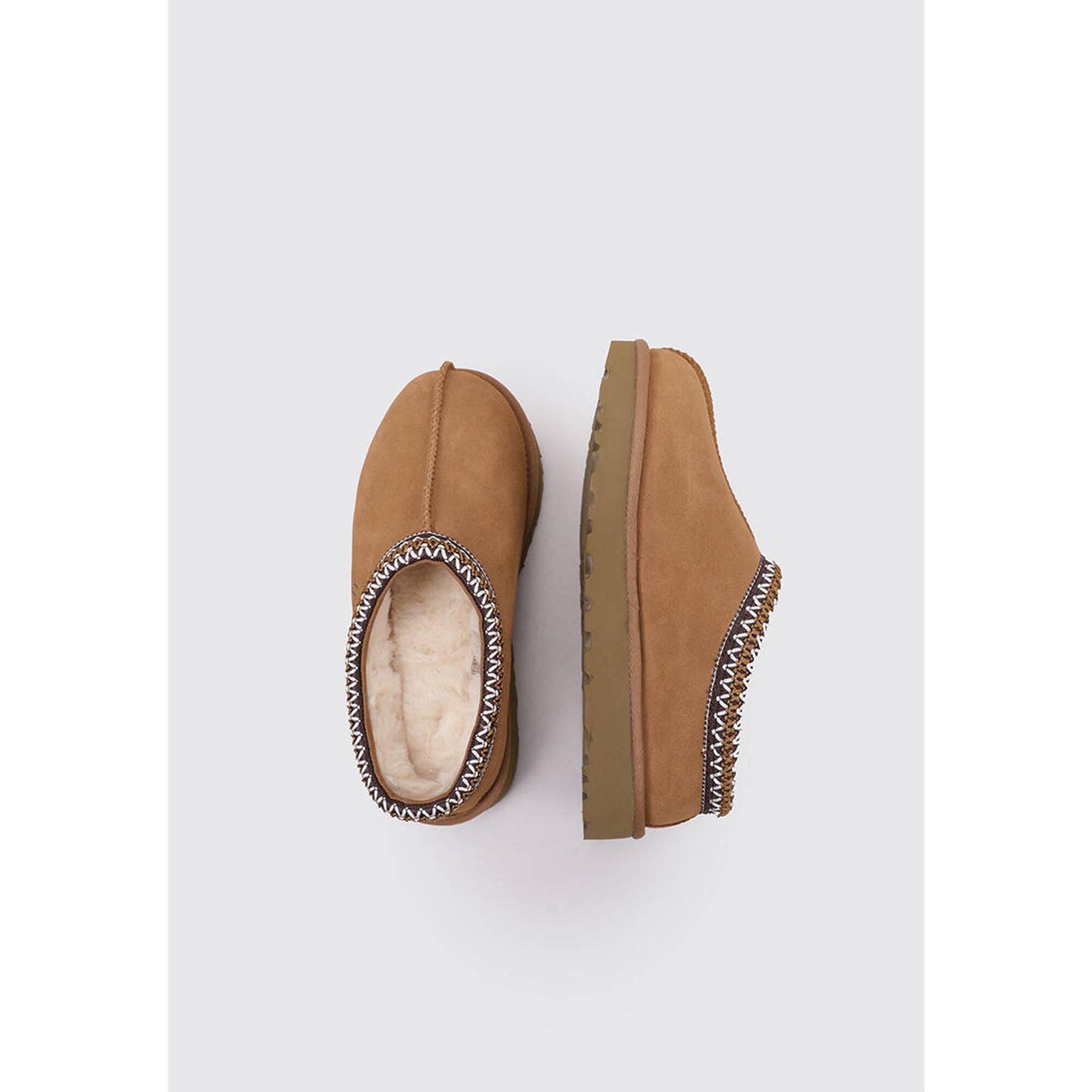 Tasman Slipper Chestnut