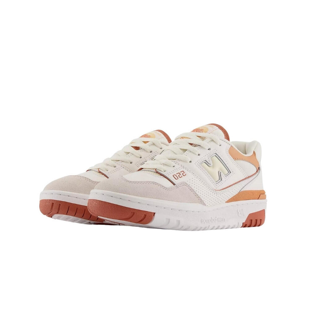 Ténis New Balance Modelo Bbw550 Cor Bege 2/5