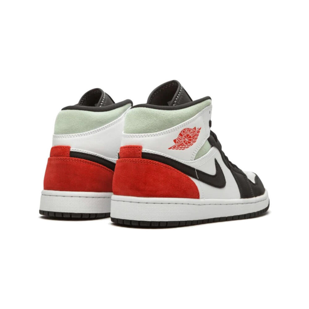 chaussures Air Jordan 1 Mid SE Union Black Toe 3/4