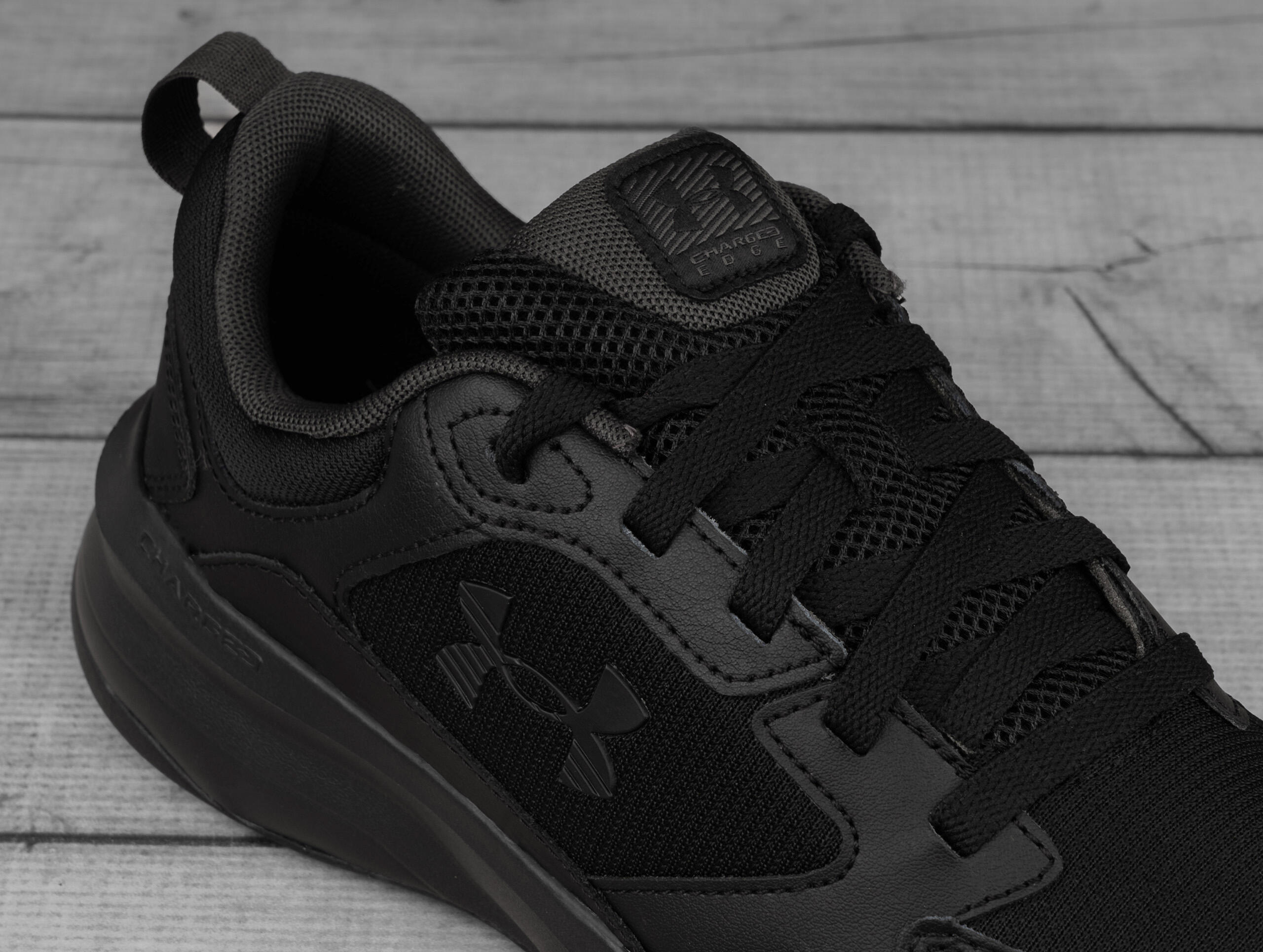 Baskets CHARGED EDGE Homme (Triple Noir) 6/7