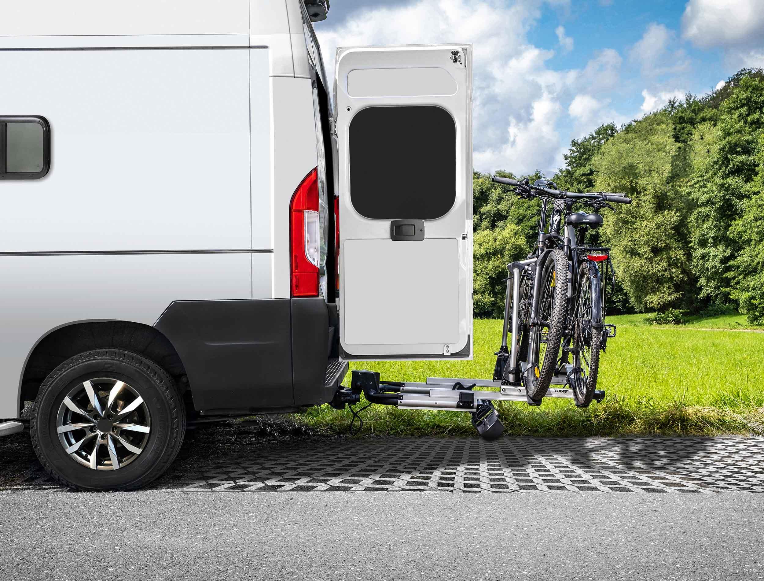 Fahrradträger auf der Anhängerkupplung Plattform 2 Velos Eufab Sd260 3/7