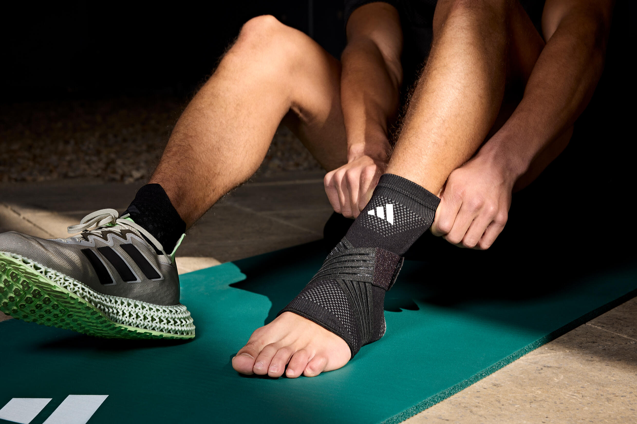Soutien de cheville Adidas Aeroready - M 6/8