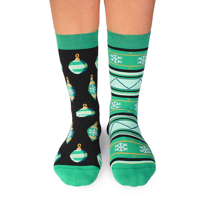 Sosete bumbac de craciun Arty Socks Globuri Negru Menta