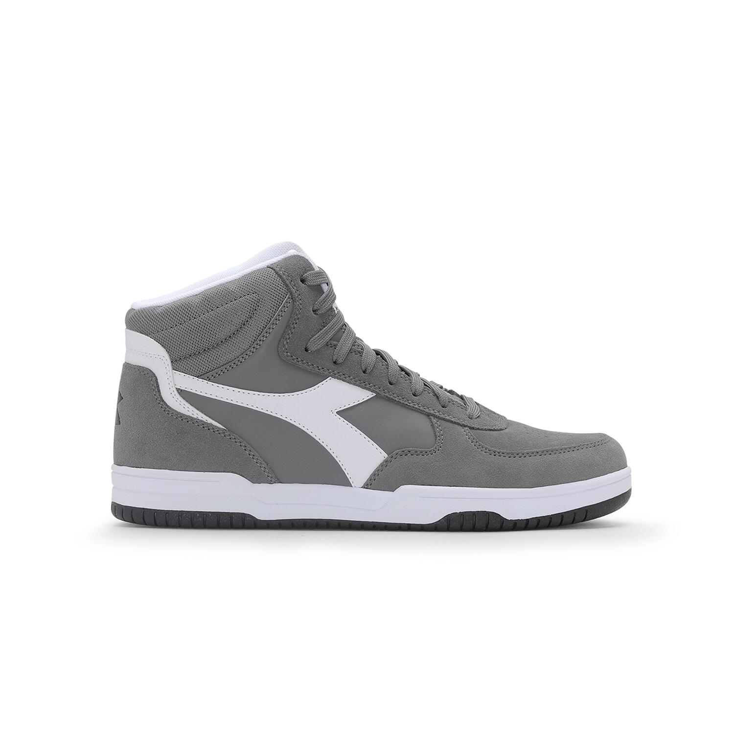 DIADORA picture