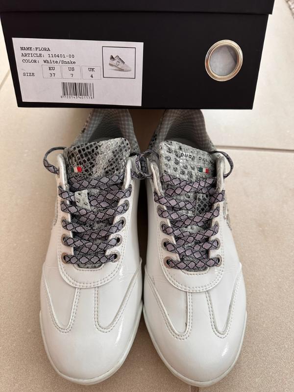 Tussen Particulieren - Golfschoenen in perfecte staat slechts 1x gebruikt 3/6