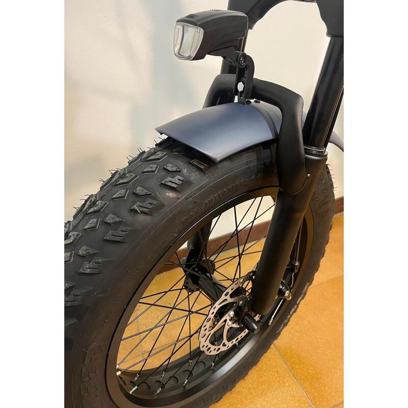FAT BIKE À PÉDALES MISTRAL LEVANTE