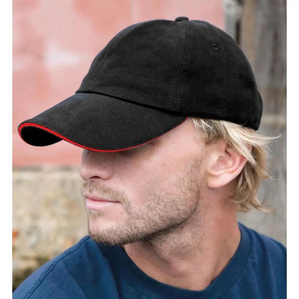 Core Unisex Adults Memphis Sandwich Peak Cap (Black/Red)