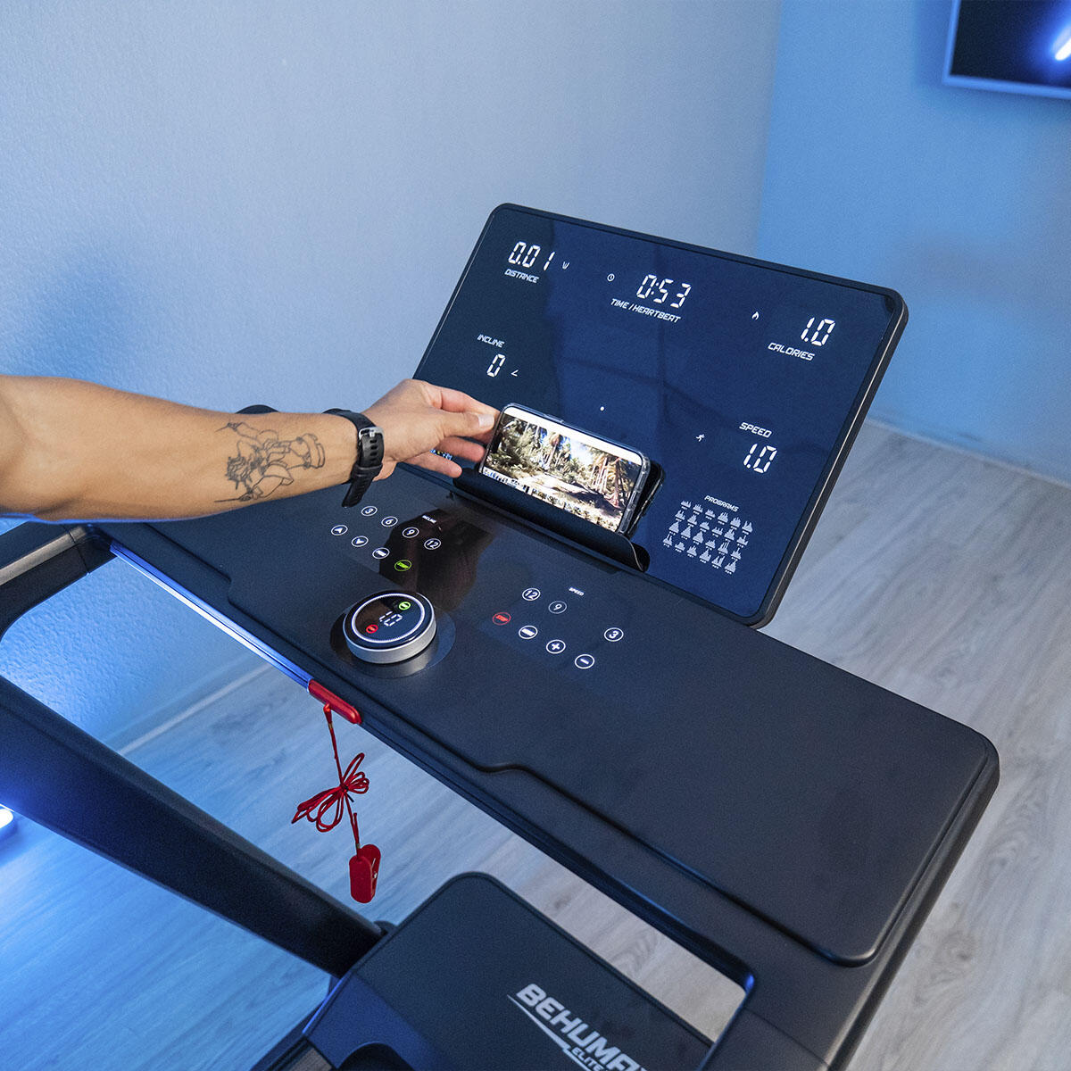 Cinta de Correr Treadmill Iron 4800 Behumax 5/6