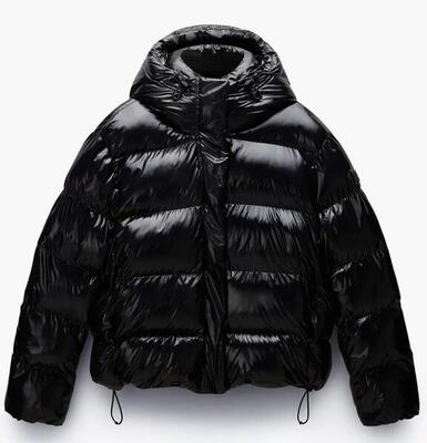 GIUBBOTTO BOMBER DA DONNA CON CAPPUCCIO COLORE NERO BLACK