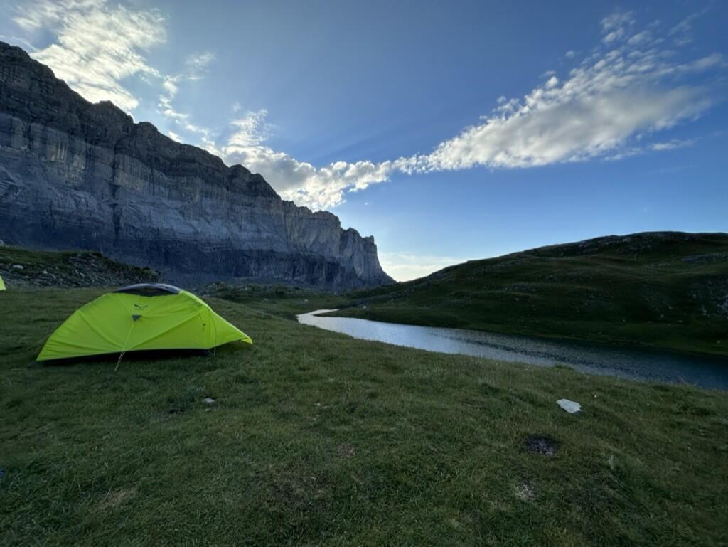 DECATHLON TRAVEL Bivak in de Fiz