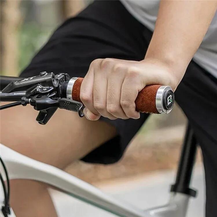 Paar Fahrradgriffe aus echtem Leder 2/7