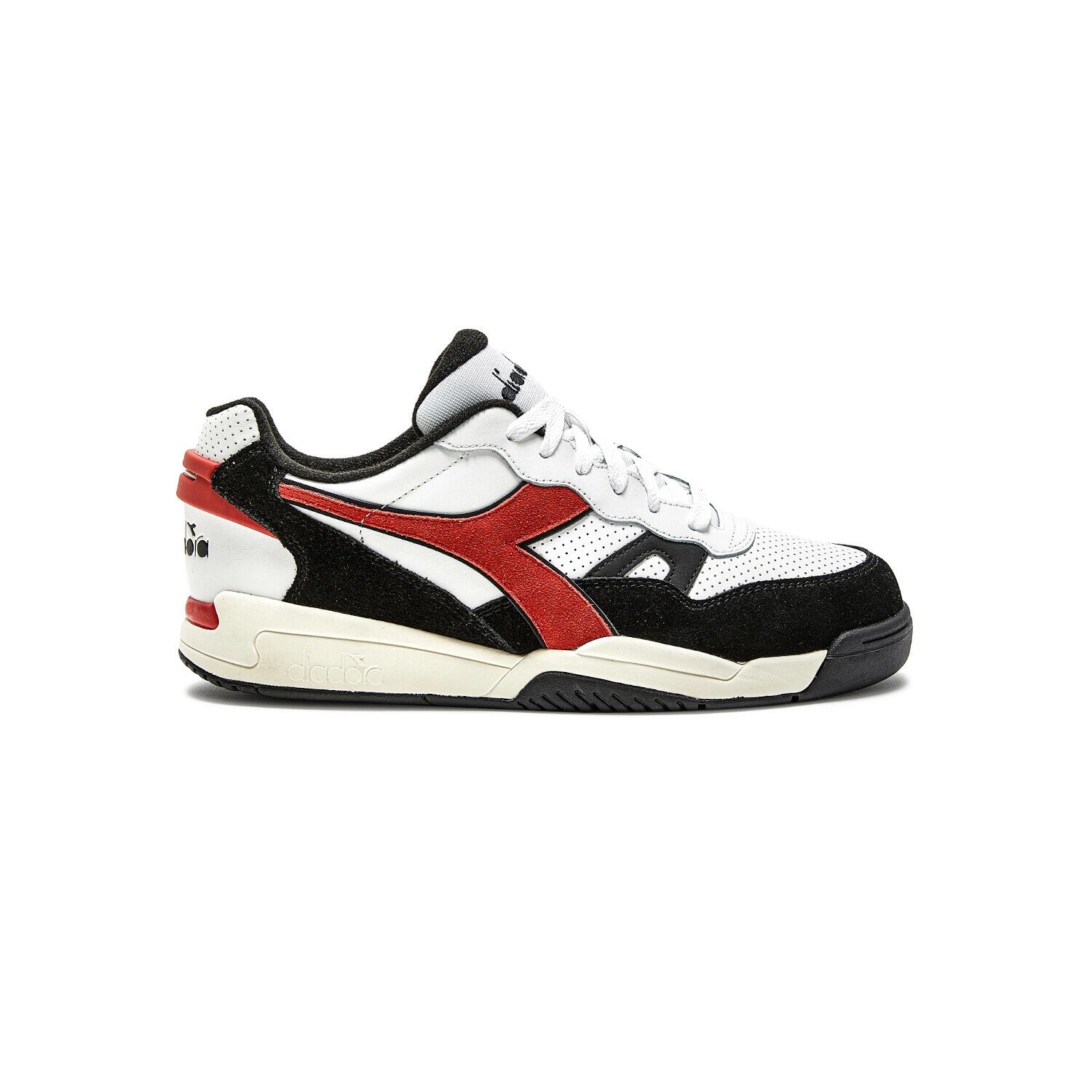 DIADORA picture