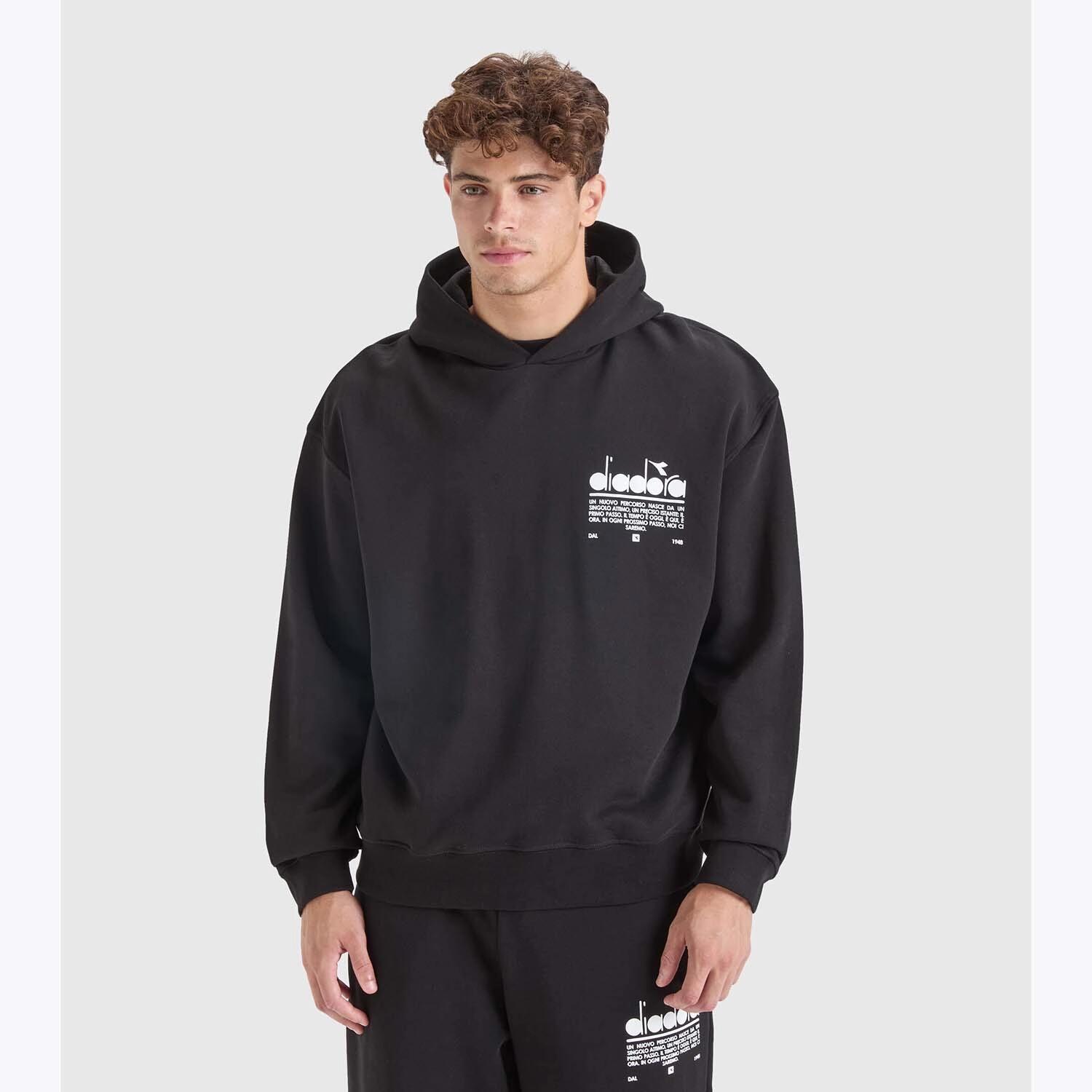 DIADORA picture