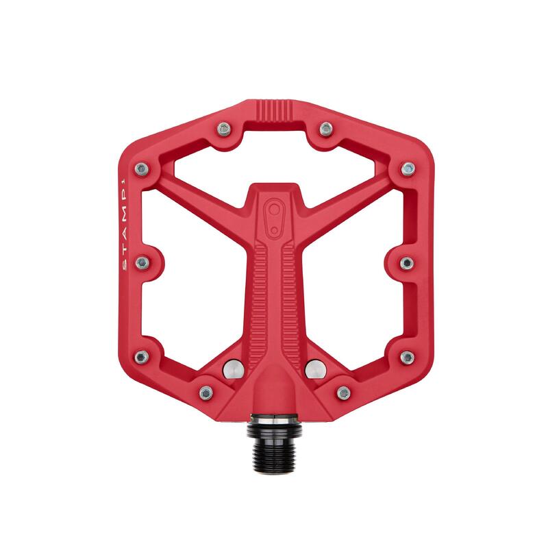 Pédale de plateforme MTB Stamp 1 Gen 2 Small, rouge      5690€ 5999€ -5%    * La vente débute le 03/04/2025     CRANKBROTHERS Pédale de plateforme MTB Stamp 1 Gen 2 Small, rougeVendu exclusivement en ligne   