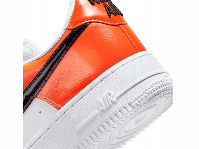 Chaussures Nike Air Force 1 07 blanc et orange pour homme 7/7