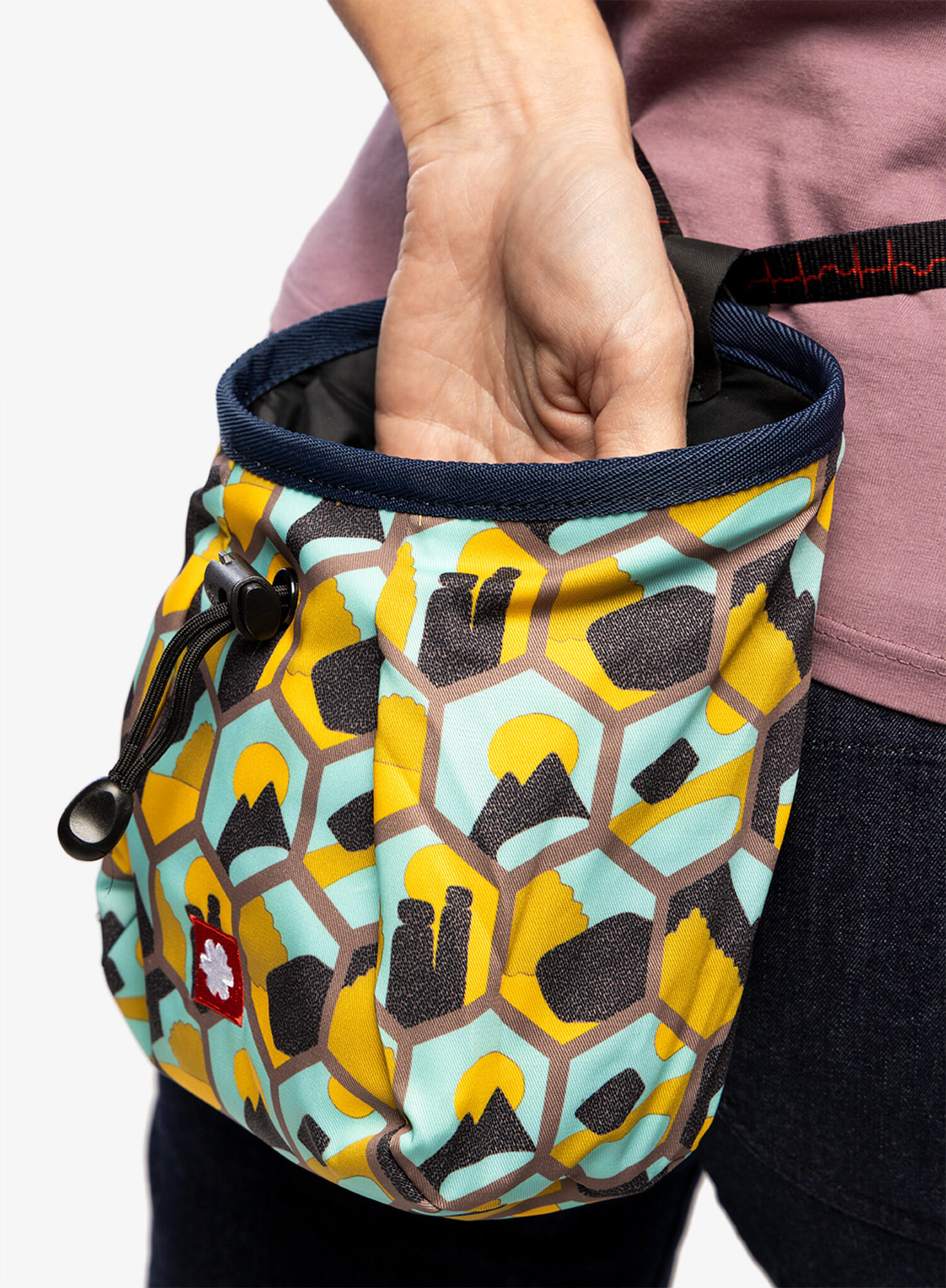 Sac à magnésie Ocun Lucky Hexagon jaune, polyester résistant, ceinture réglable 4/5