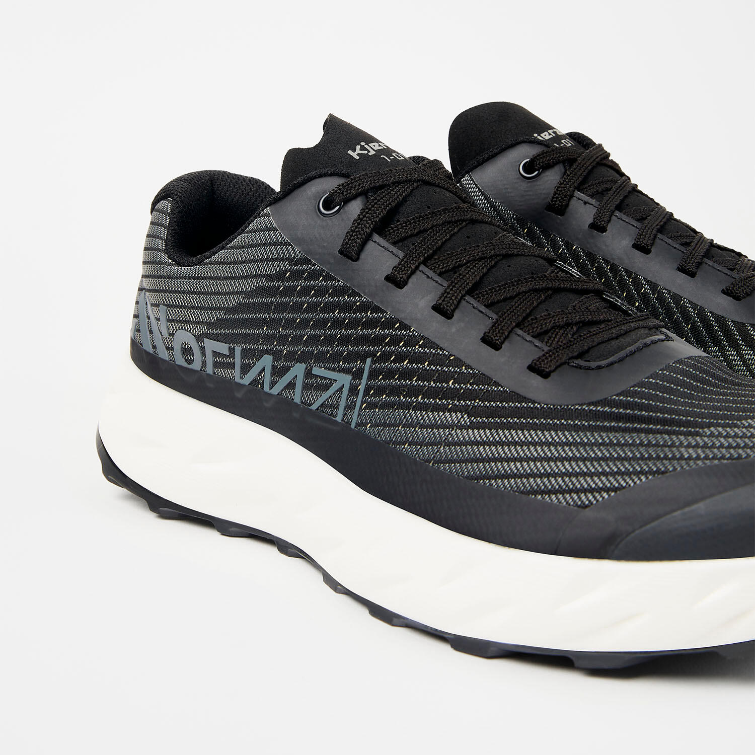 Chaussures de trail "Kjerag 1-01 Shoe" Unisex NNormal 3/4