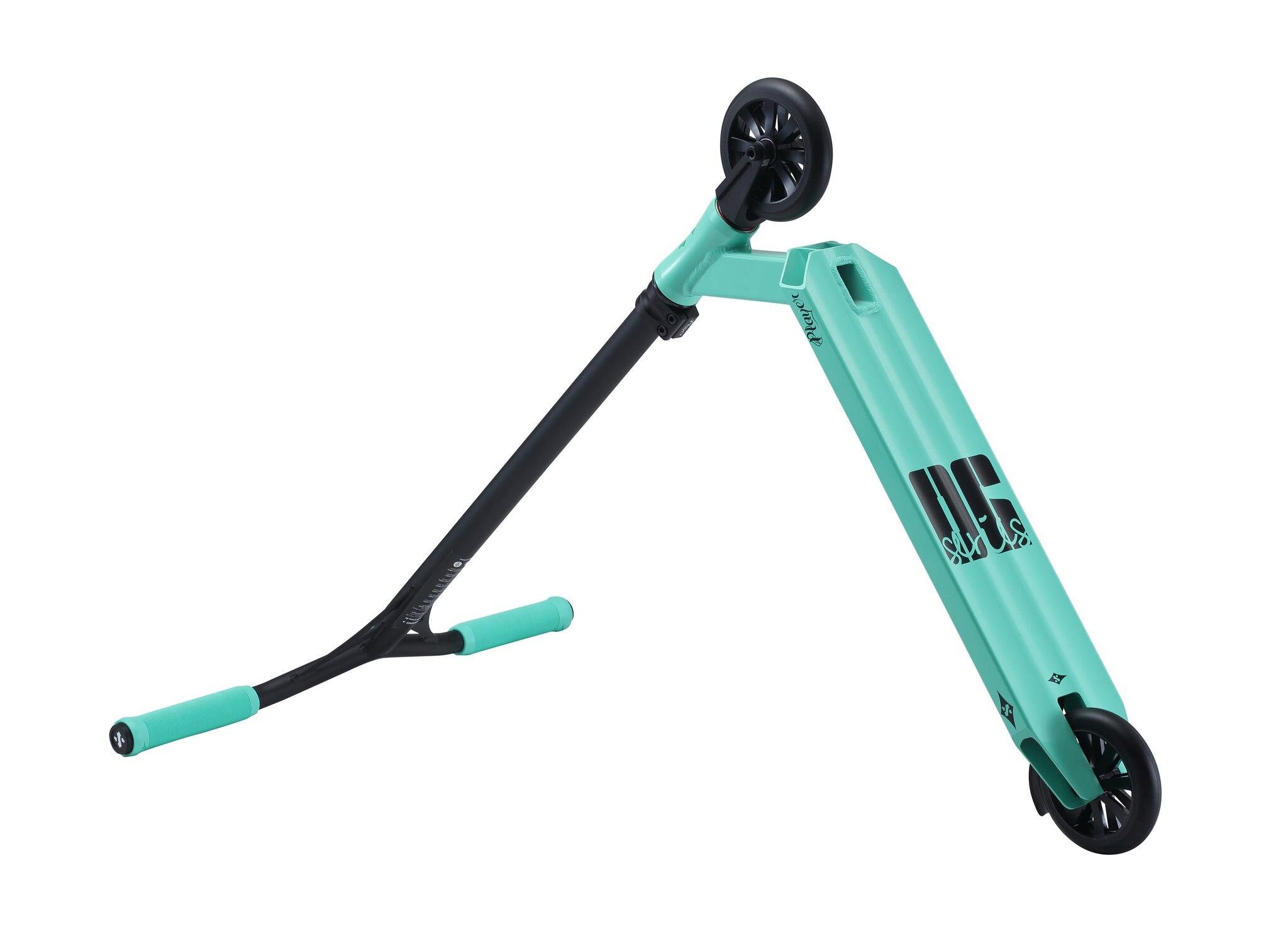 OG Player V2 Scooter Spearmint/Black 2/4