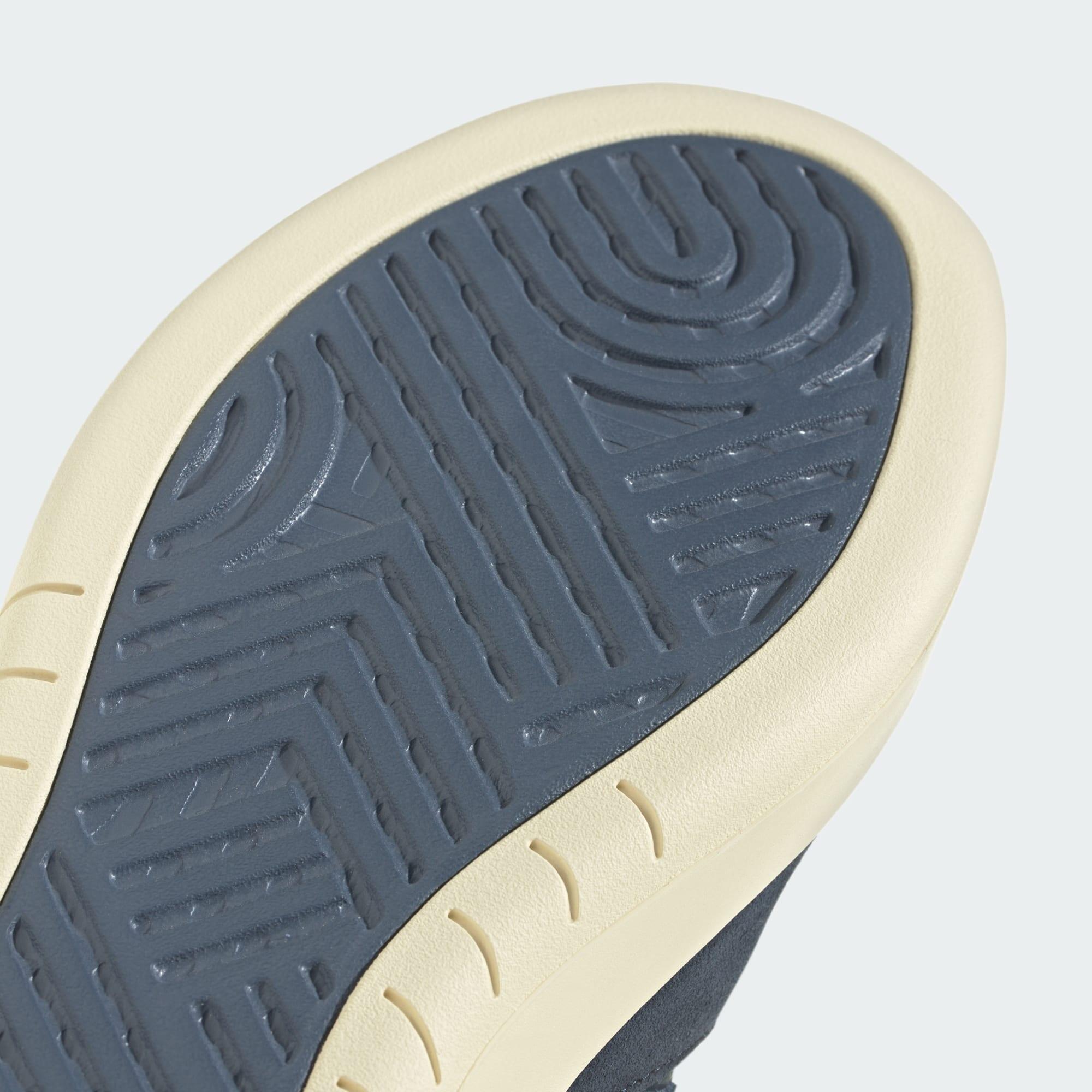 Court 24 Shoes 6/7