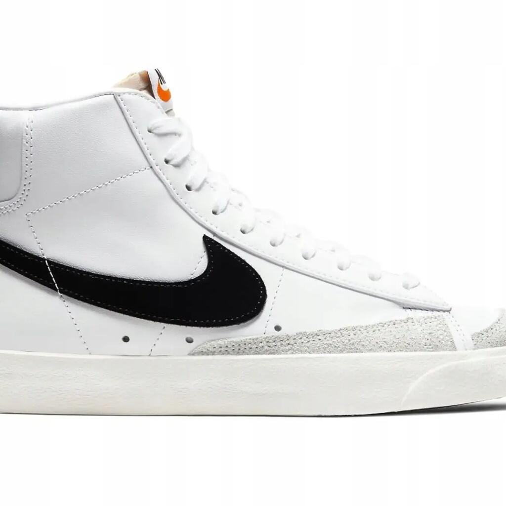 Nike Womens Blazer Mid 77 Trainers Cz1055  100