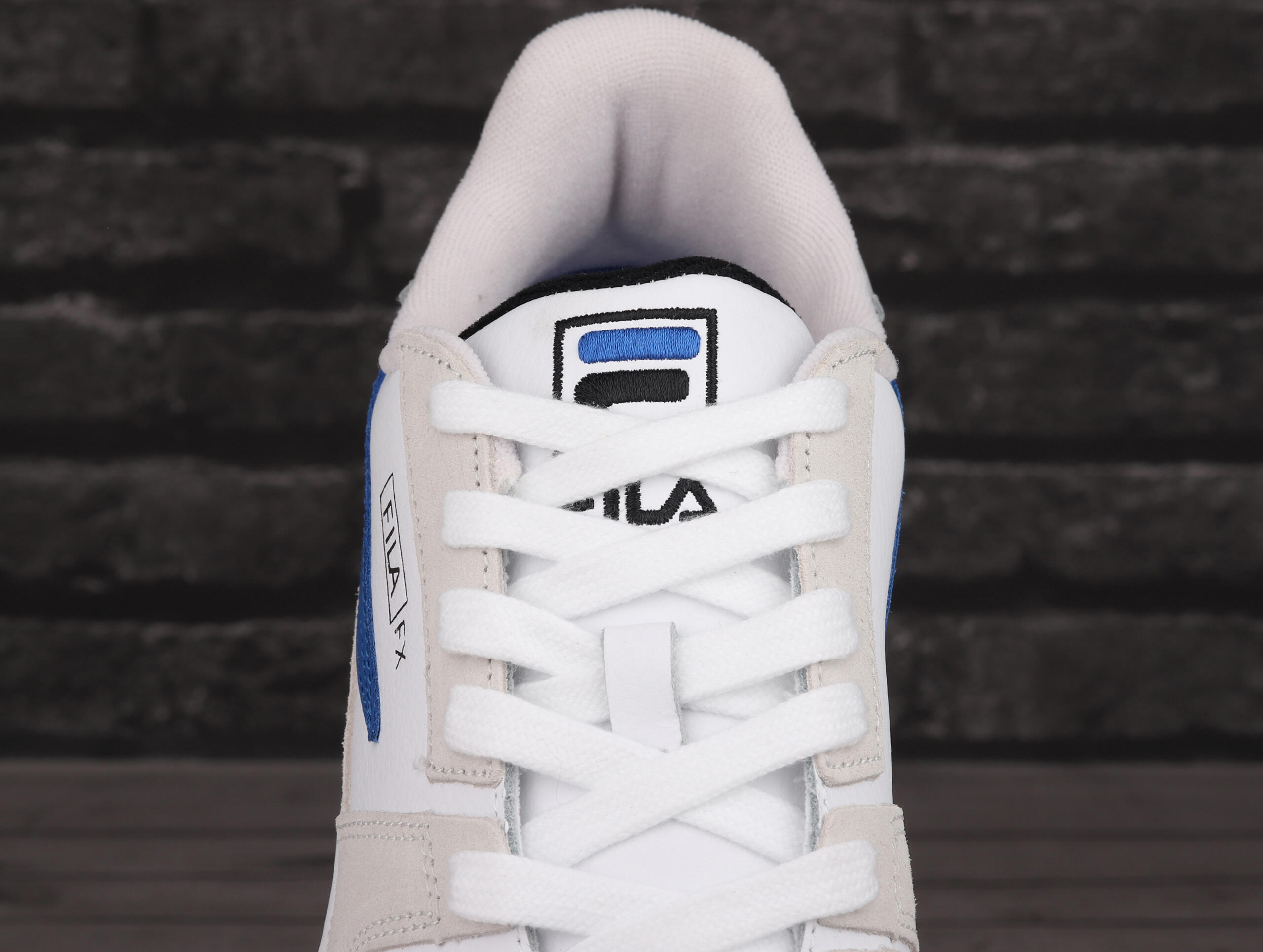Buty męskie sportowe trampki Fila FXVENTUNO 6/7