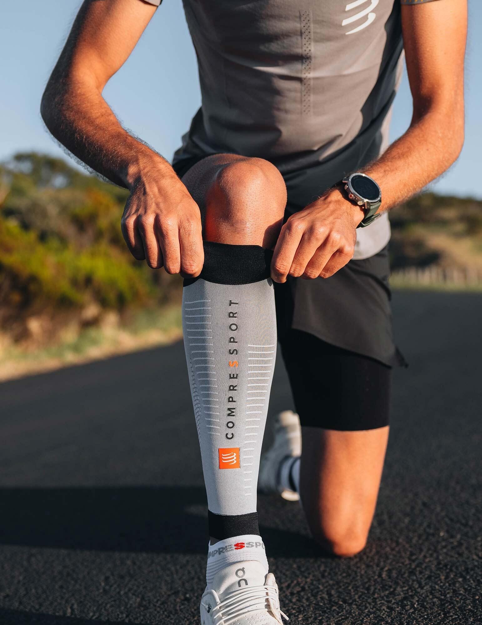 Manguitos de compresión para pantorrilla Compressport R2 3,0" (lote de 2) 4/7
