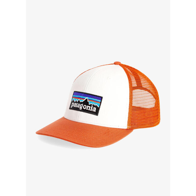 Czapka z daszkiem Patagonia P-6 Logo Trucker Hat - white/redtail rust