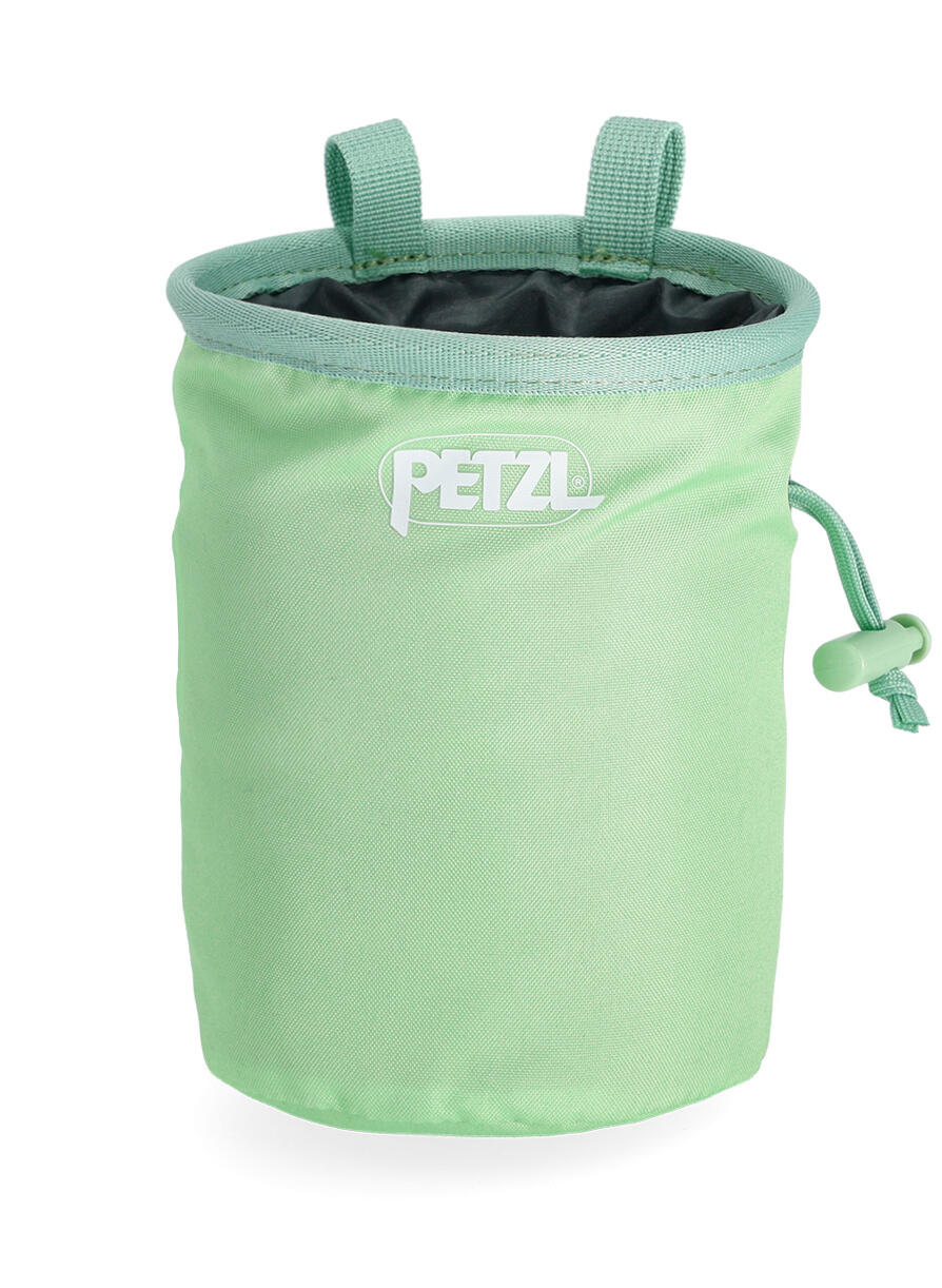 Sacchetto magnesite Petzl Bandi verde, compatto e leggero 3/7