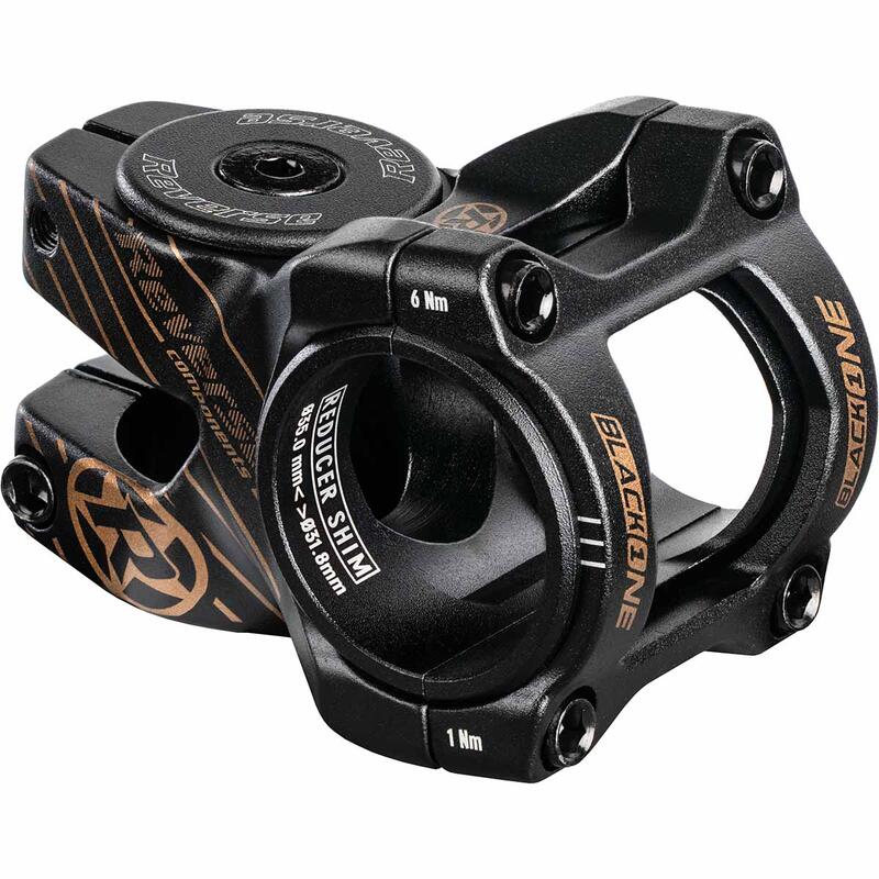 Black ONE D-2 Potence 35mm - noir/cuivre      6290€ 6990€ -10%    * La vente débute le 03/06/2025    REVERSE Black ONE D-2 Potence 35mm - noir/cuivreVendu exclusivement en ligne   