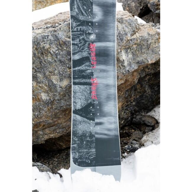 Snowboard deszka DRAKE League
