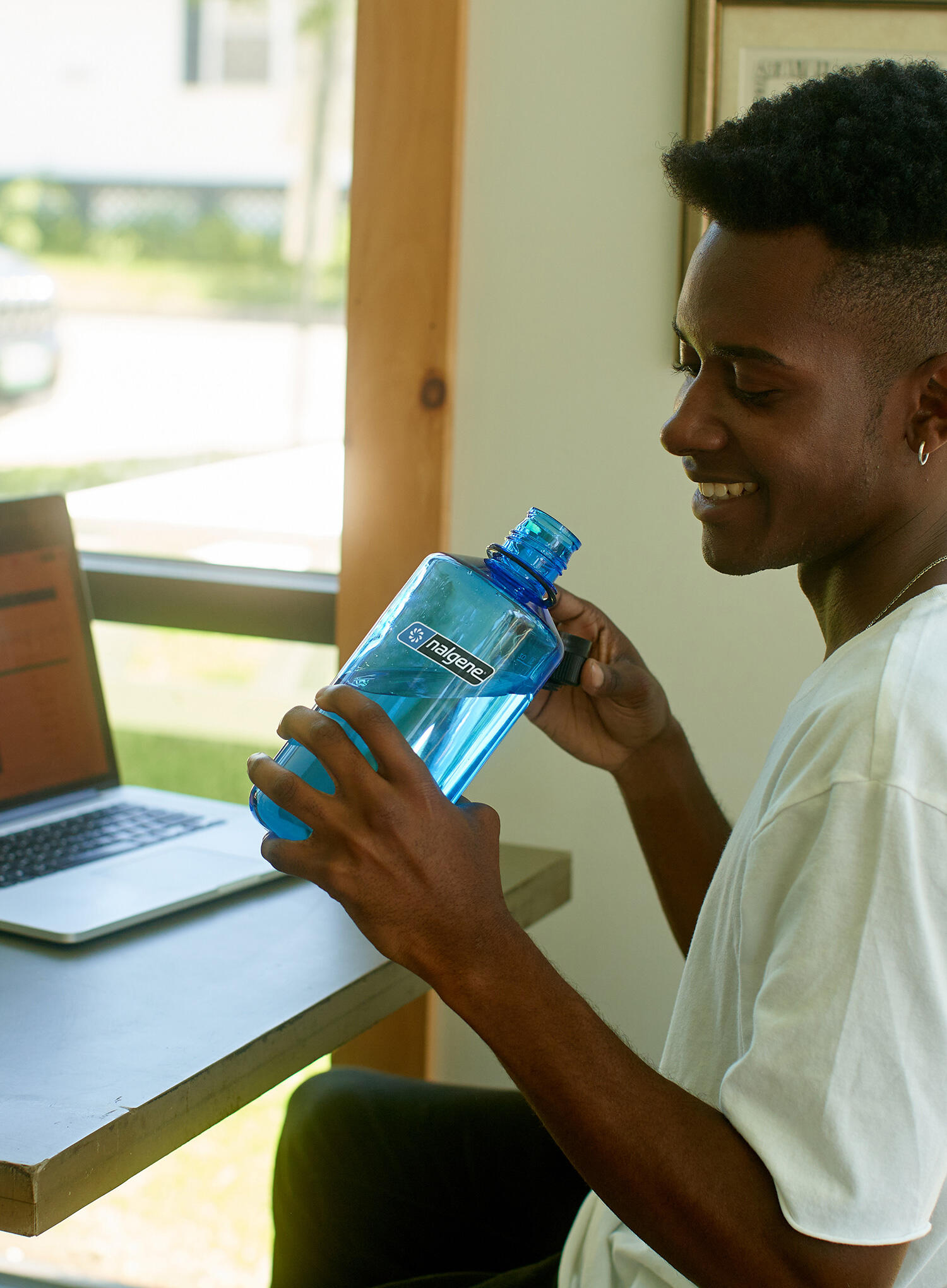 1L Narrow Mouth Sustain Water Bottle - Made From 50% Plastic Waste - Slate Blue 4/5