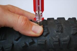 Kit de réparation tubeless Maxalami basic 1 outil 5/5