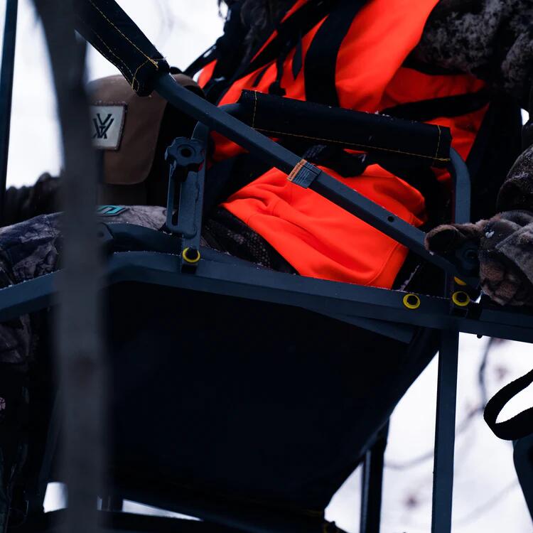 TREESTAND LADDERSTAND PUESTO CON ESCALERA RETREAT™  1-MAN 5/7