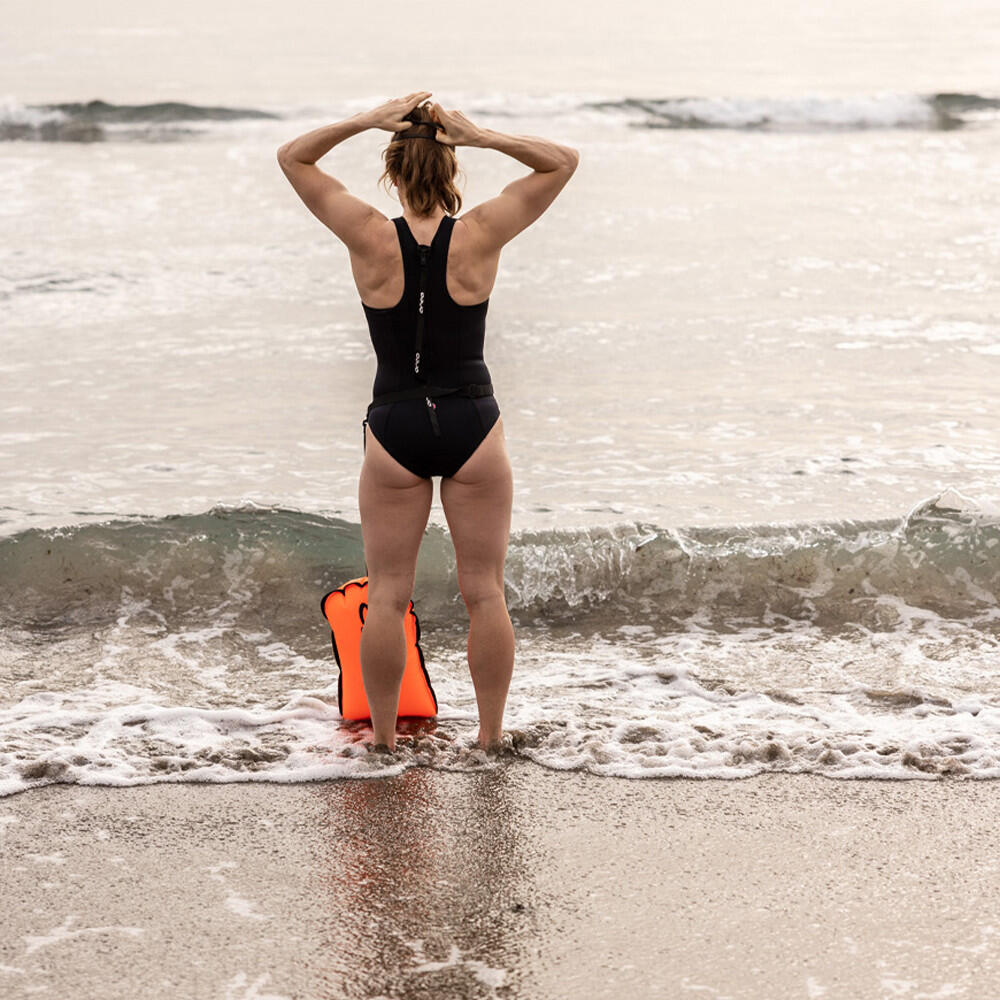 Women's 1.5mm Neoprene One Piece Swimsuit 6/7