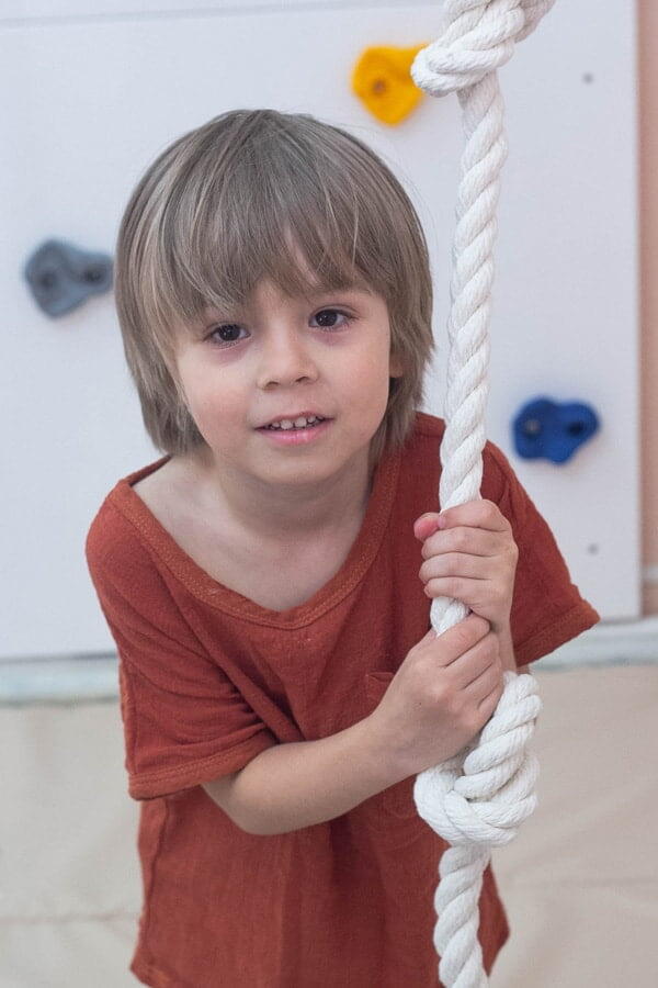 corde de gymnastique avec nœuds de couleur 3/4