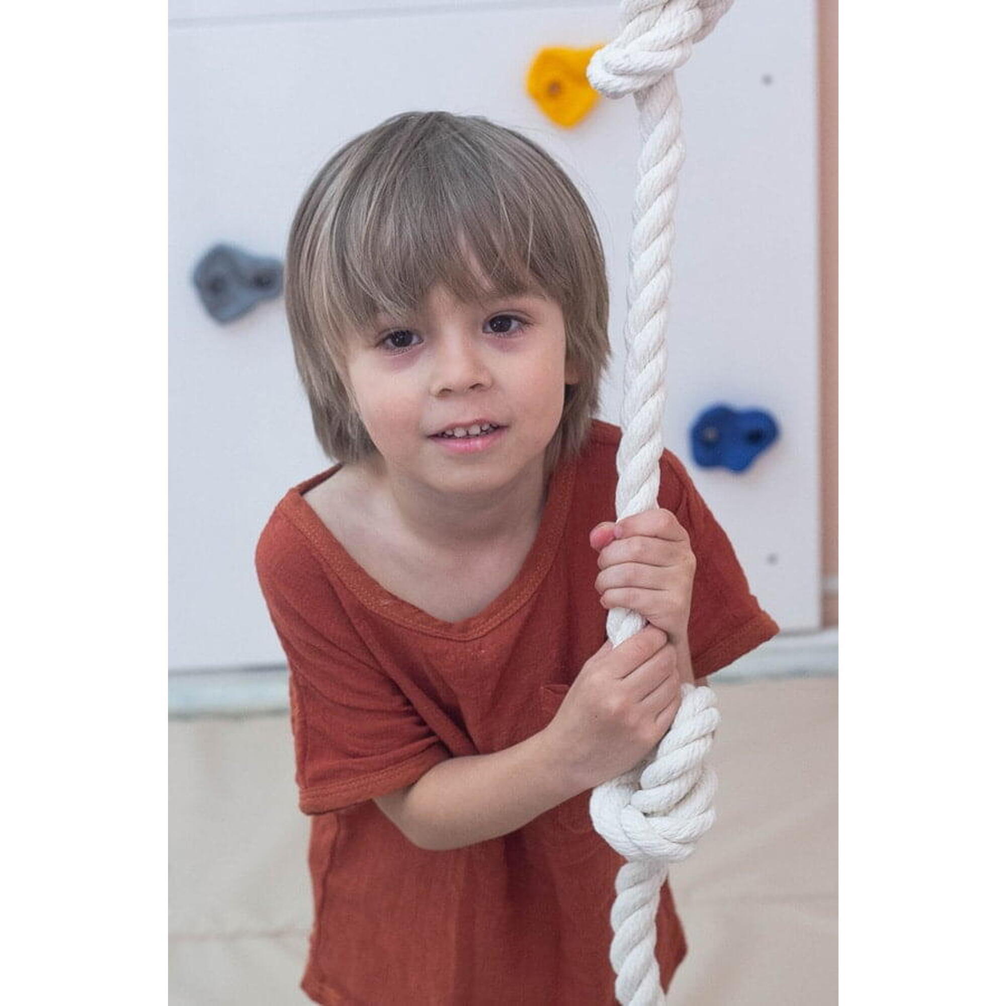 coardă de gimnastică cu noduri colorate