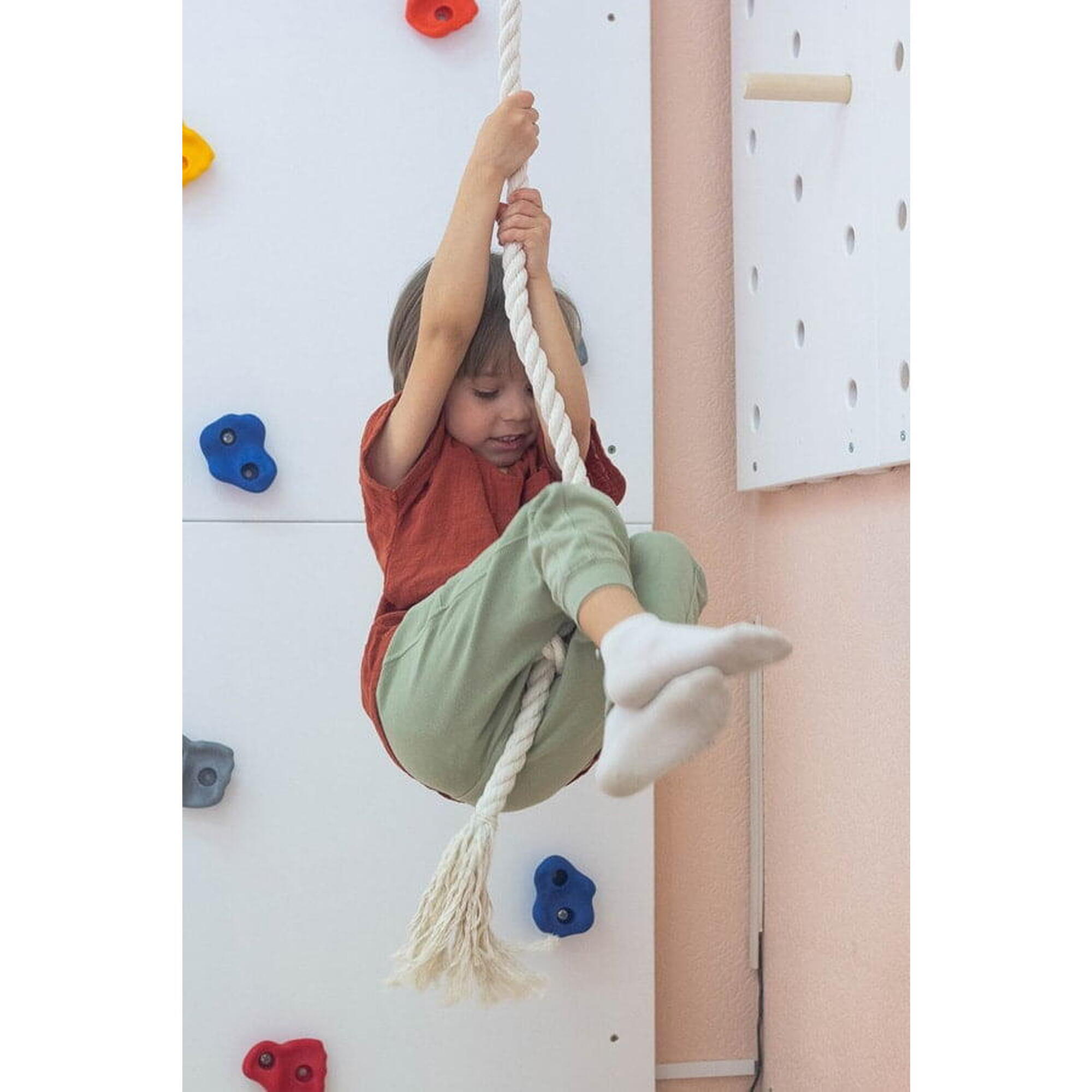coardă de gimnastică cu noduri colorate