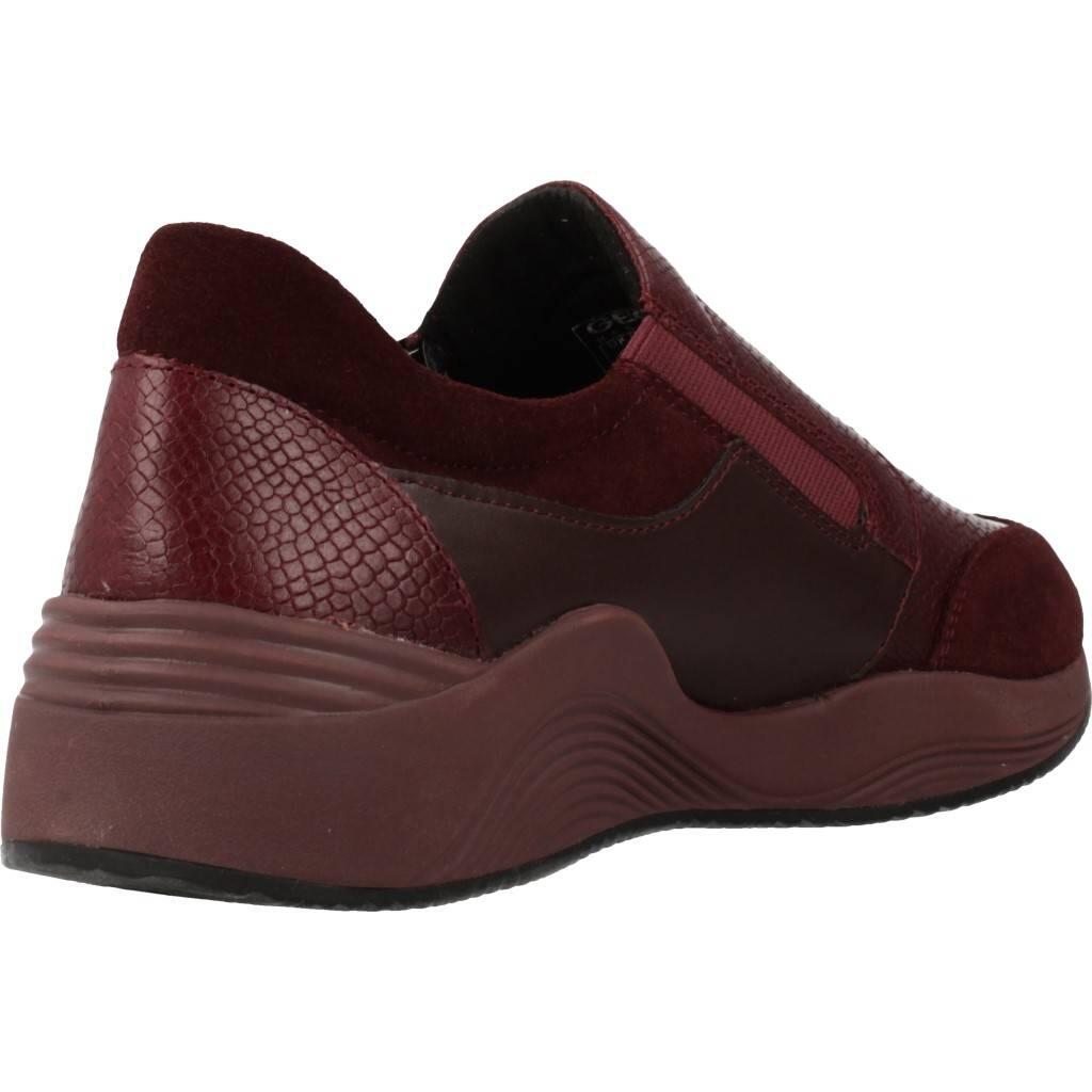Baskets Geox Modèle D Omaya Couleur Bordeaux 3/5